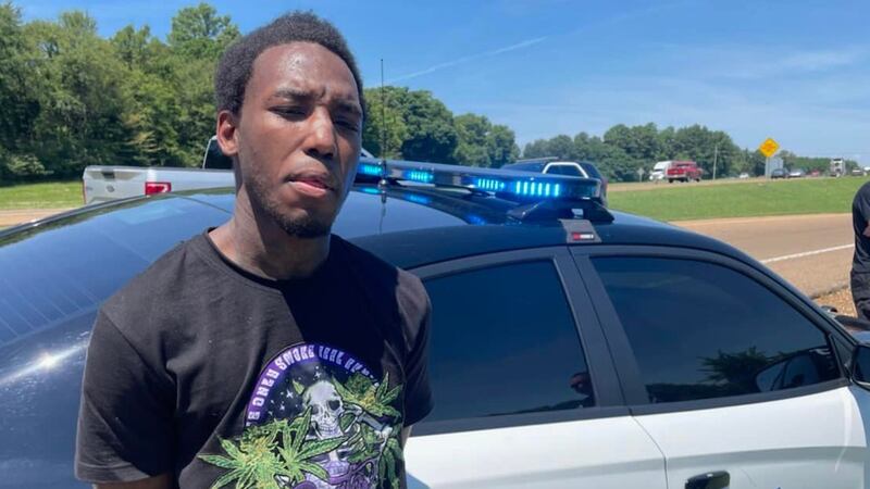 Marquavious Moore, apprehended by Senatobia police.