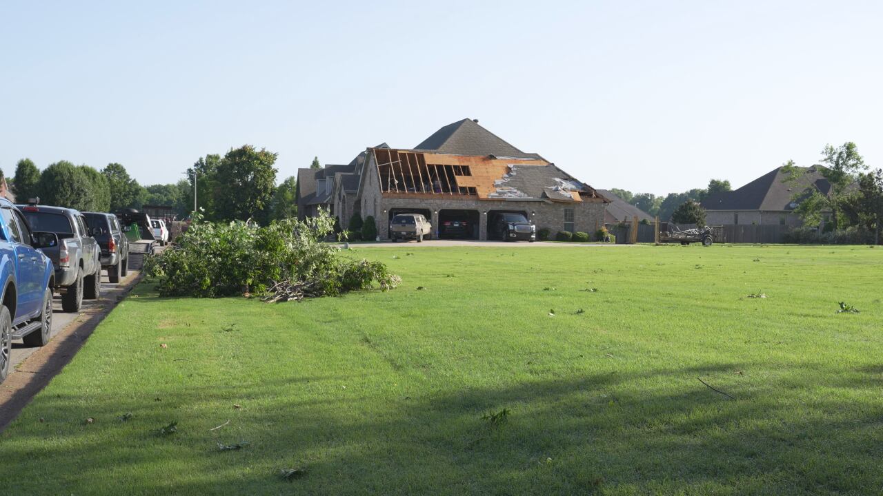 NWS: Preliminary EF-2 tornado occurred in Paragould storm - Vimarsana News