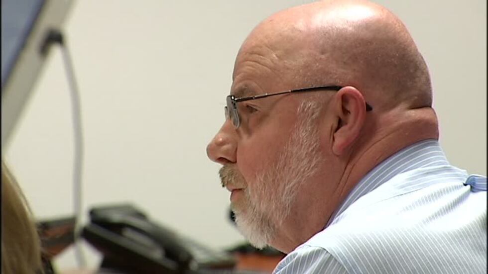 The Shelby County Commission is expected to take a "no confidence" vote Monday on Shelby...