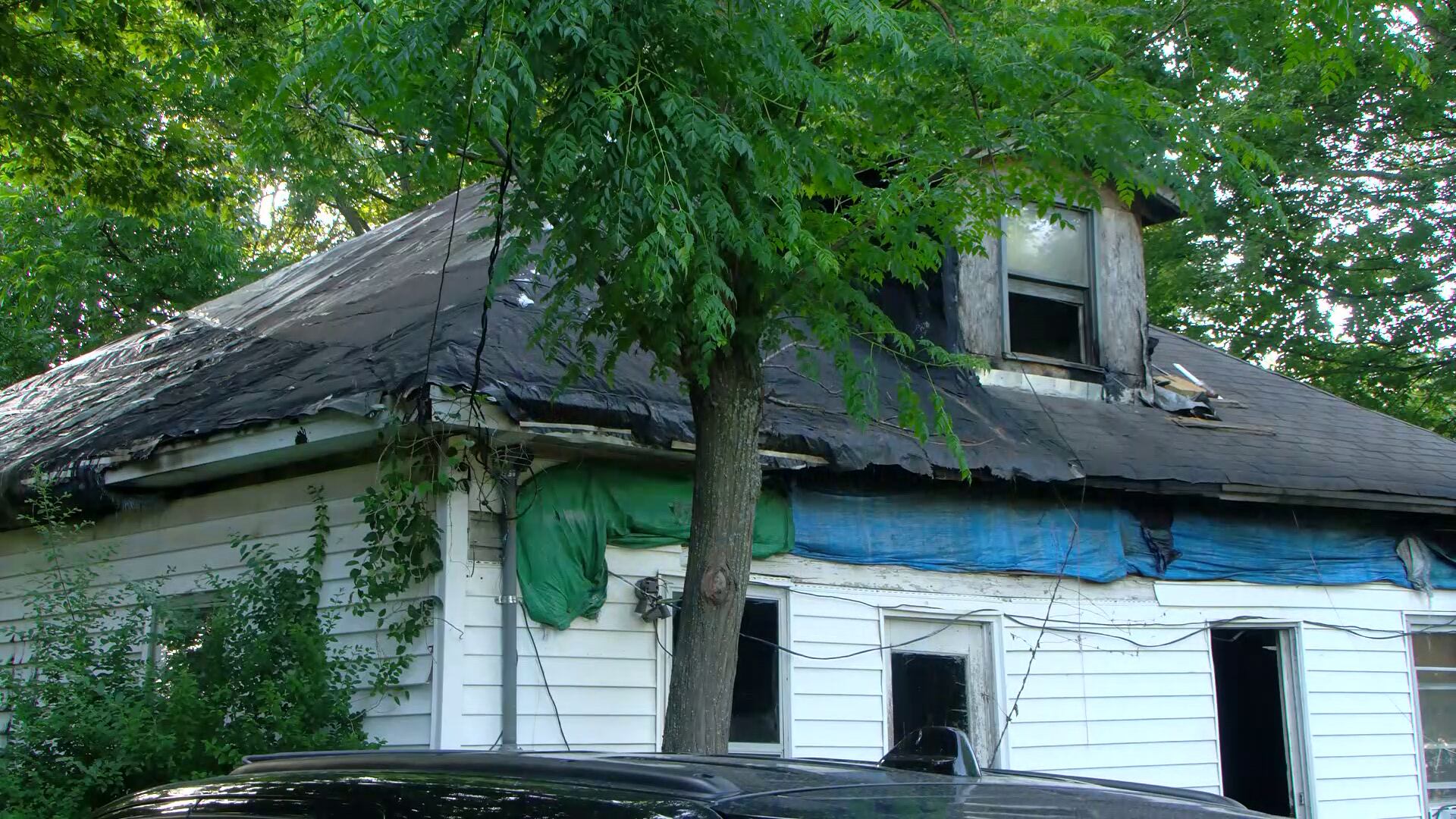 Mid-South paramedic needs help after home severely damaged due to house fire - Vimarsana News